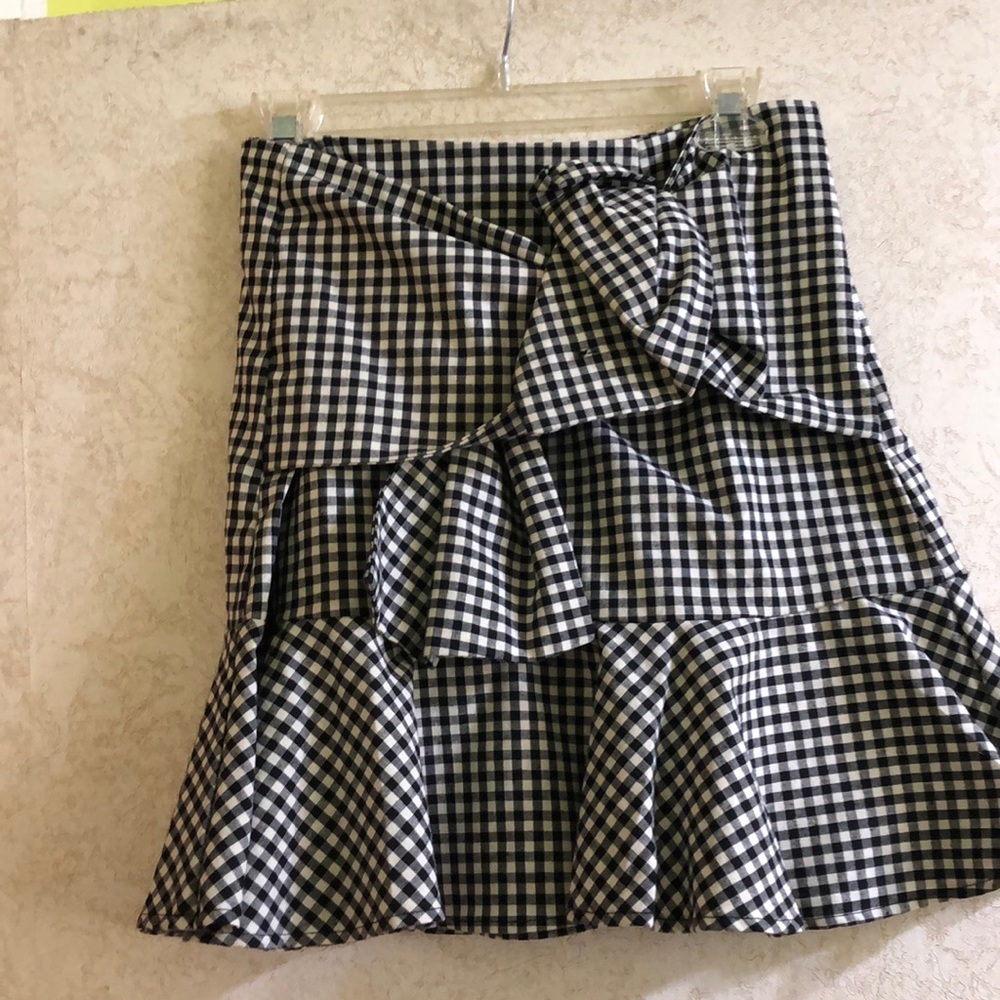 DO+BE checkerd skirt M never worn